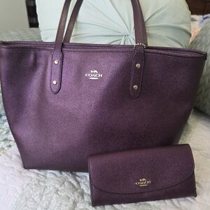 Coach City Zip Tote and Wallet Set Deep Purple